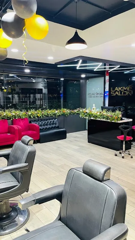 Lakme Salon For Him and Her in Vijayant Khand,Lucknow