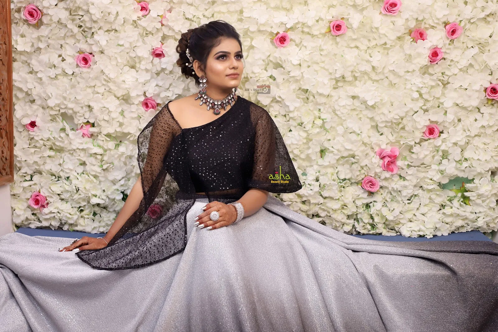 Asha Beauty Parlour