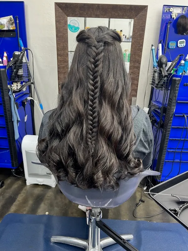 Schwahn Salon