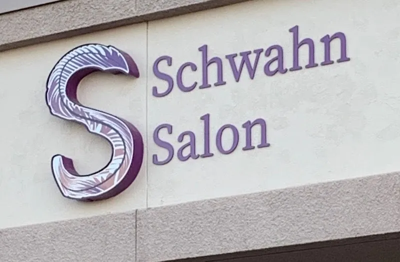 Schwahn Salon