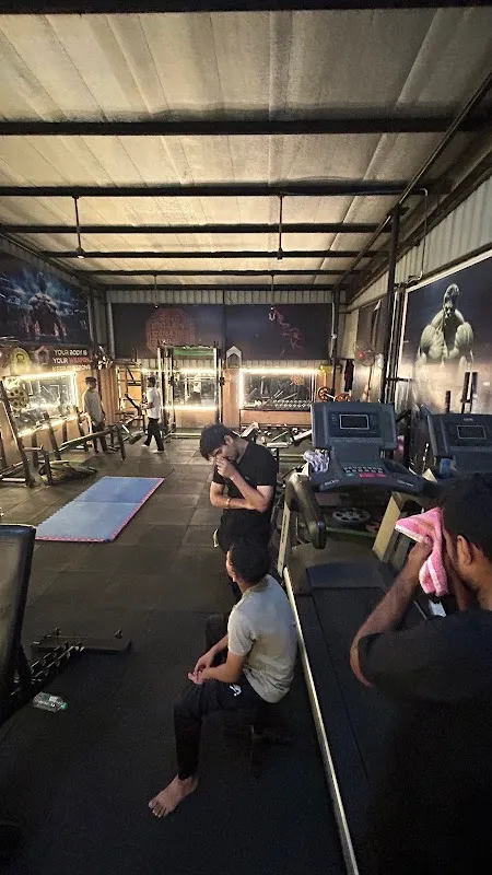 POWER HUB UNISEX GYM