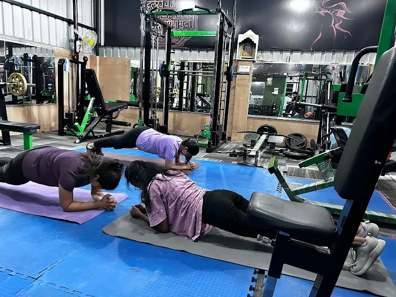 POWER HUB UNISEX GYM