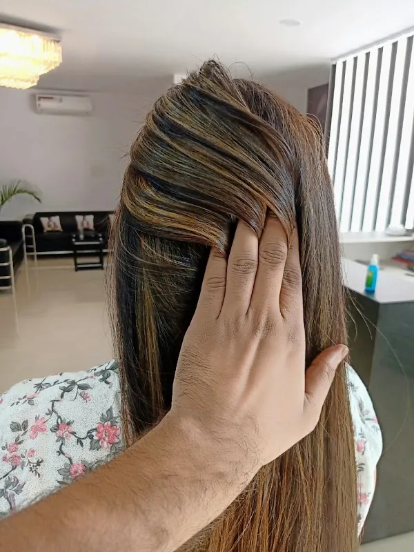 9 Star Unisex Salon