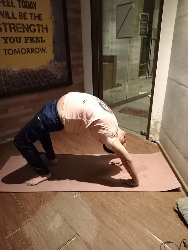 Jeevanpreet Yoga (love your life)