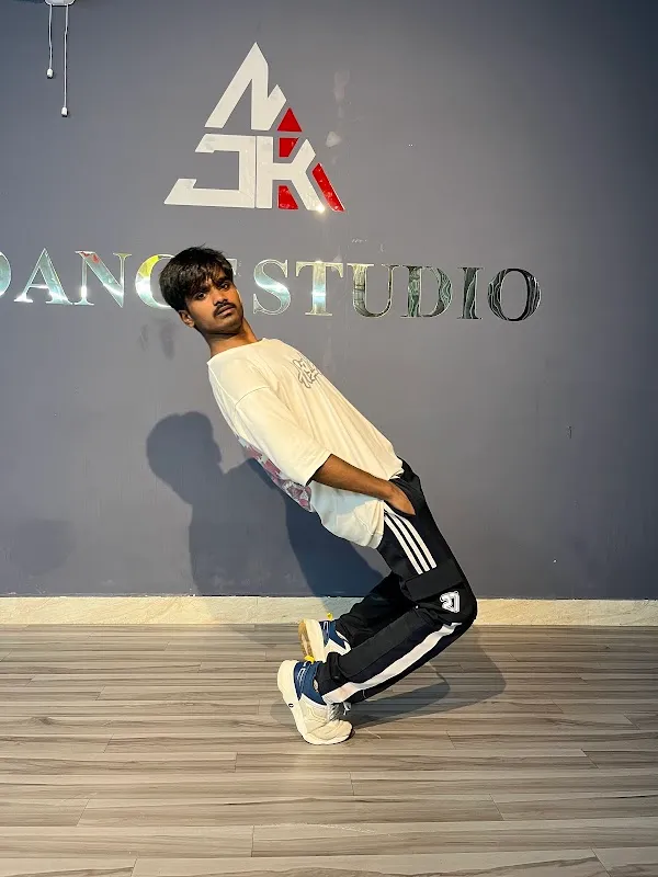 NJK DANCE STUDIO