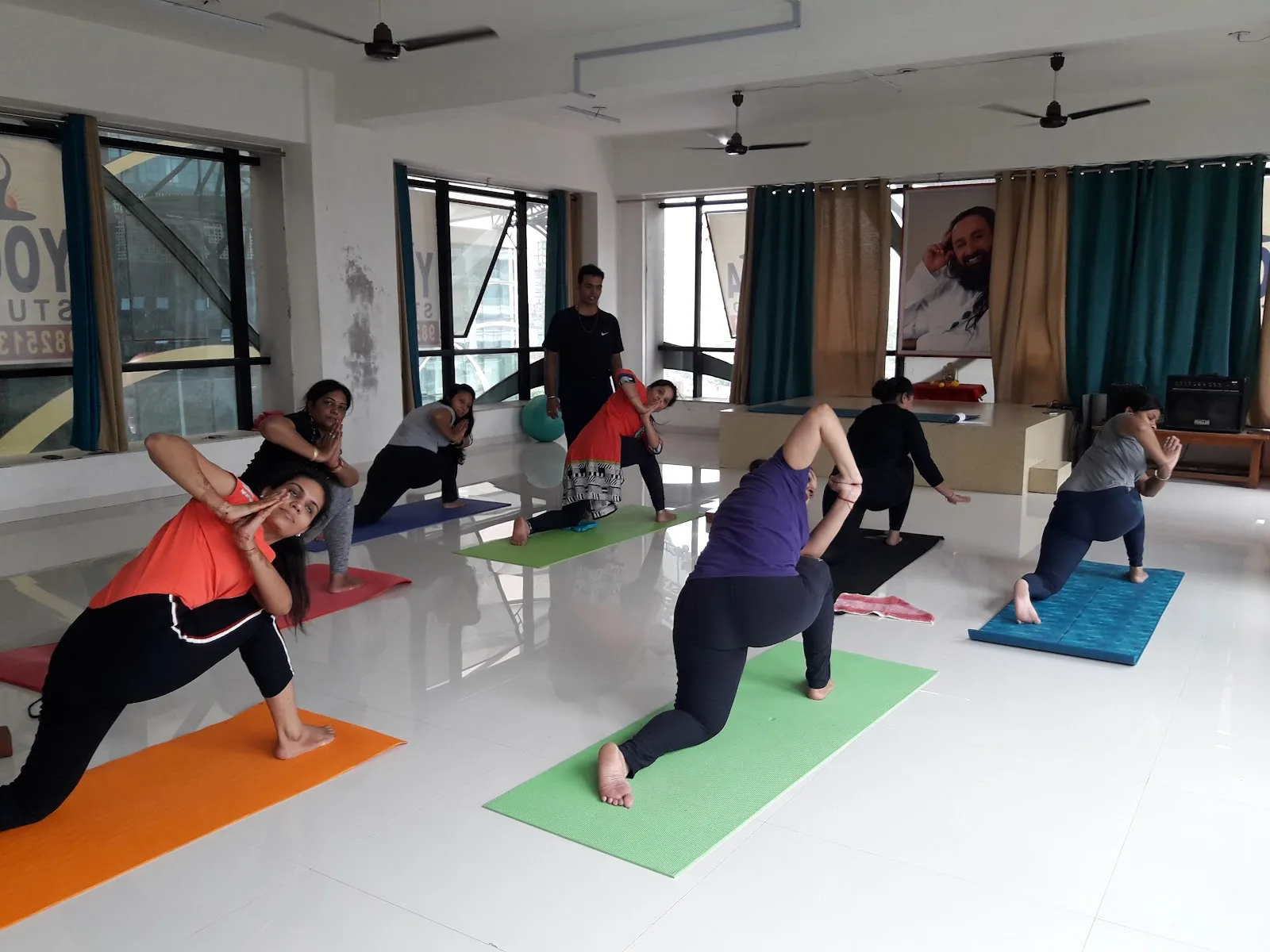 Sudhansu Vinyasa Yoga