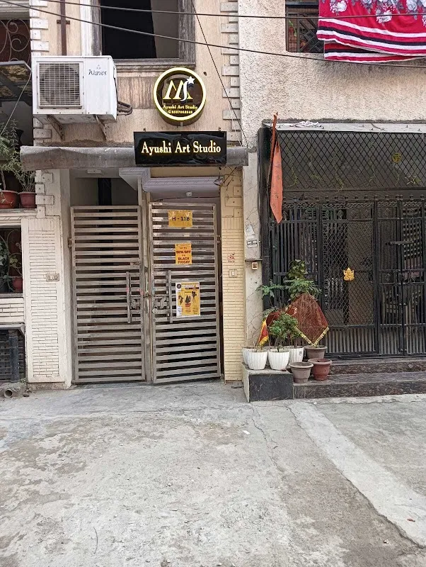 Ayushi Art Studio
