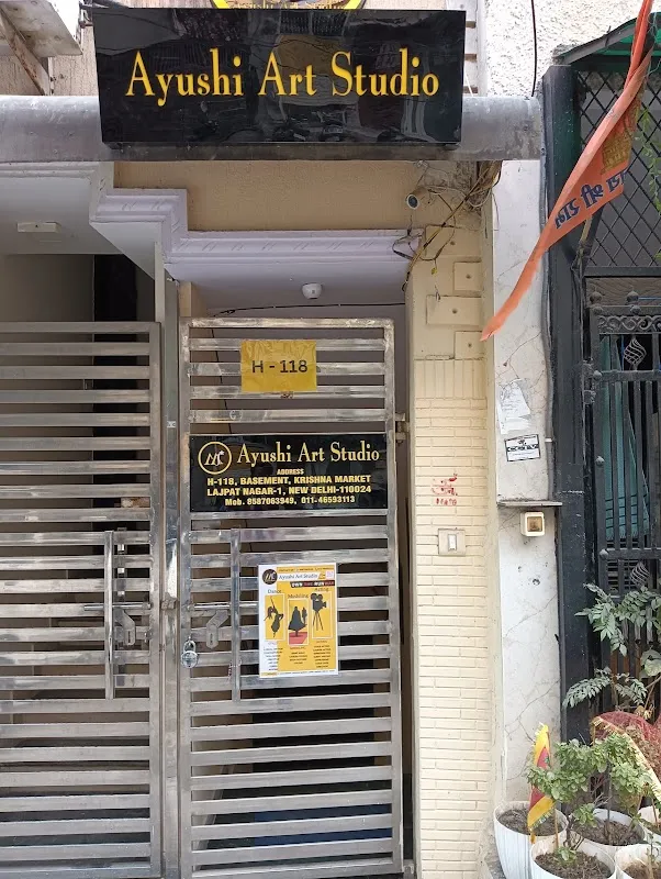 Ayushi Art Studio