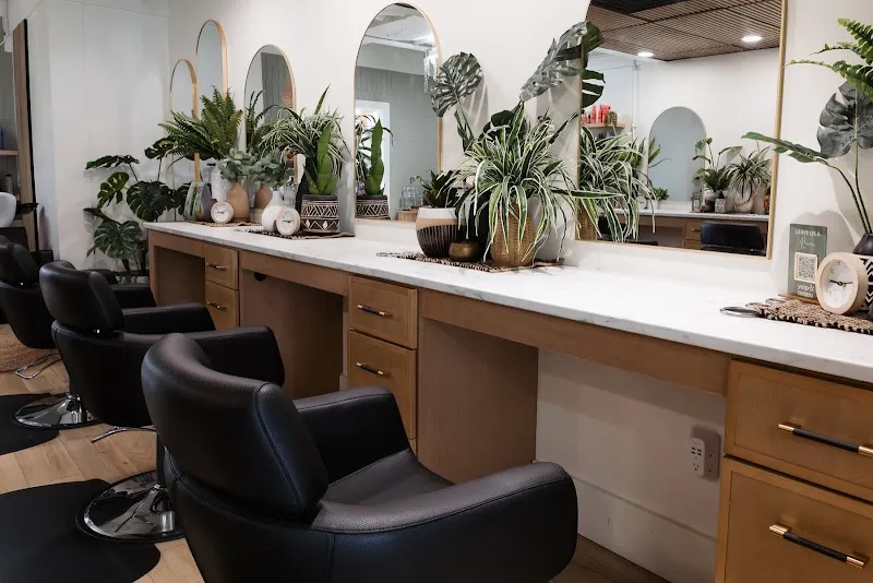 M. Hair Studio