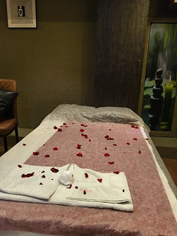 Aurum Spa In Andheri East