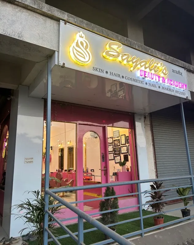 Sayali’s Beauty & Academy
