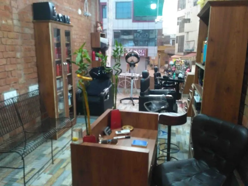 HAIR HOUSE SALON