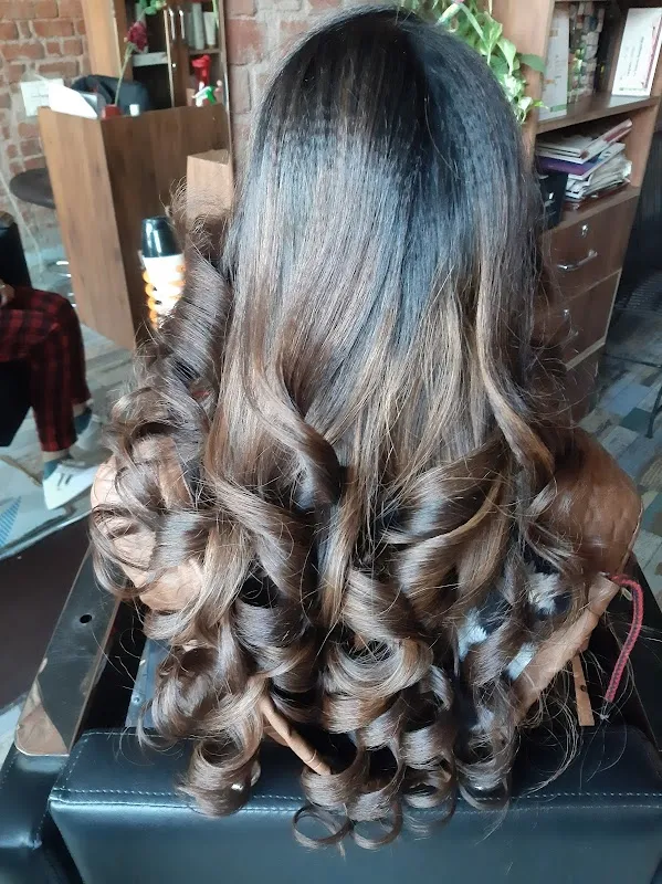 HAIR HOUSE SALON
