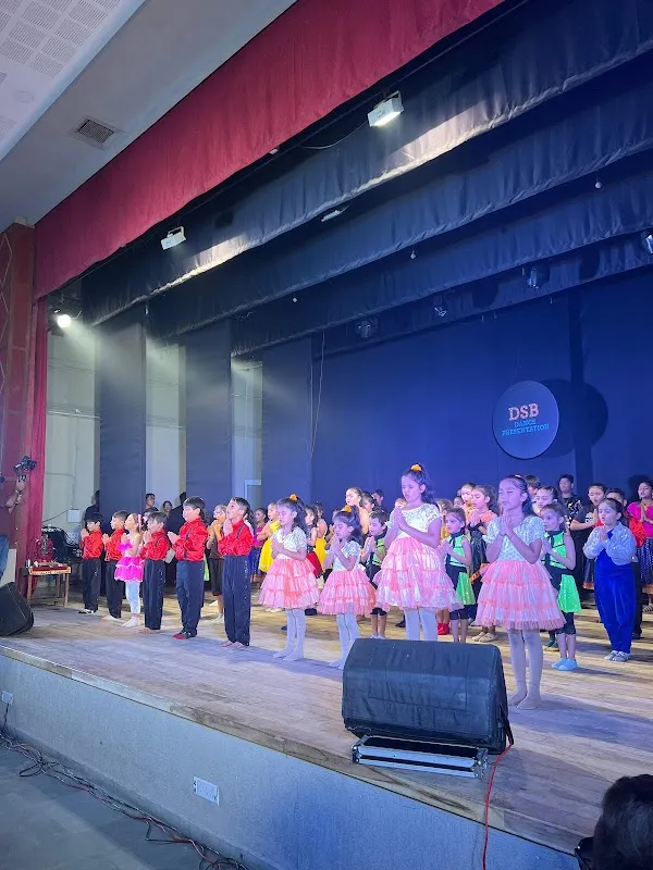 Dream World Dance Academy