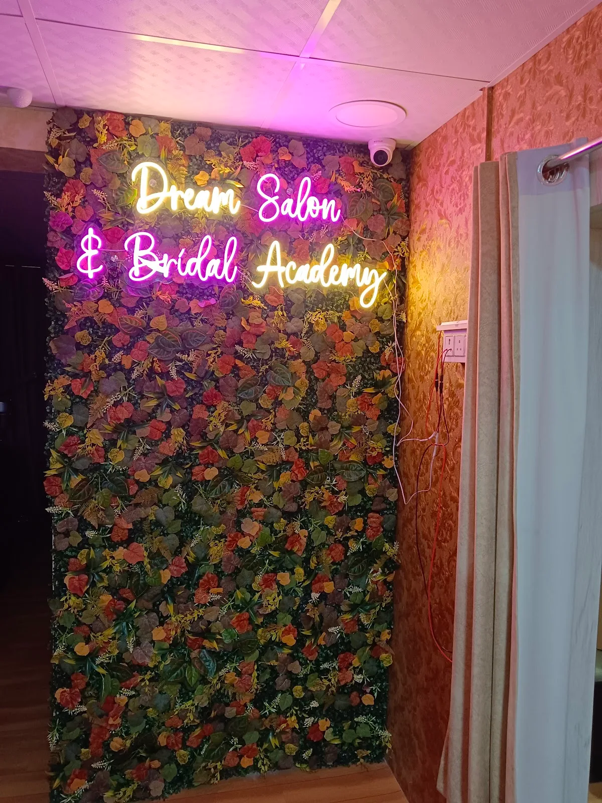 Dream Salon & Bridal Academy