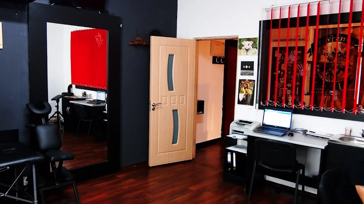 Kronstadt Ink-Tatuaje si Piercing Brasov
