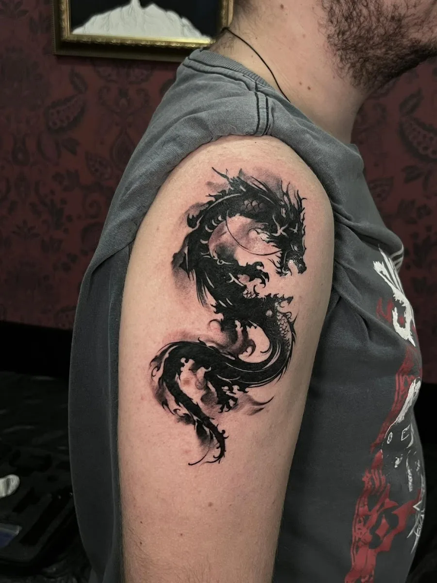 Kronstadt Ink-Tatuaje si Piercing Brasov