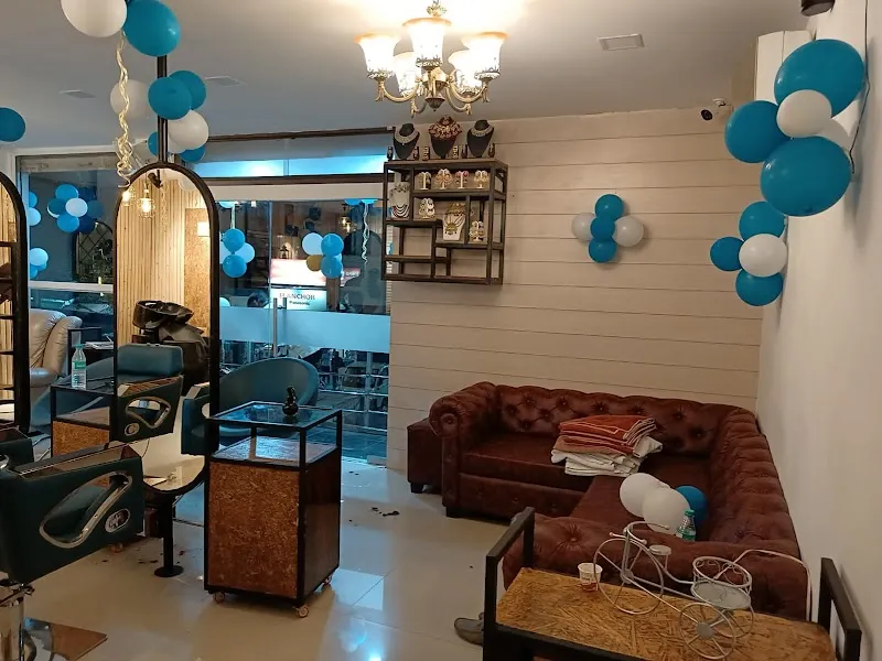 PROFESSIONALS Salon Academy
