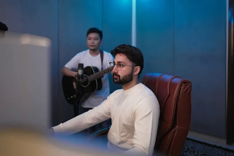 Sonic Labs | DJ Academy & Music Studio | Delhi