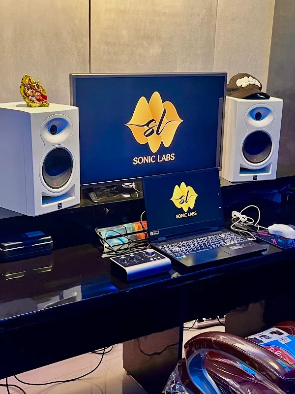 Sonic Labs | DJ Academy & Music Studio | Delhi