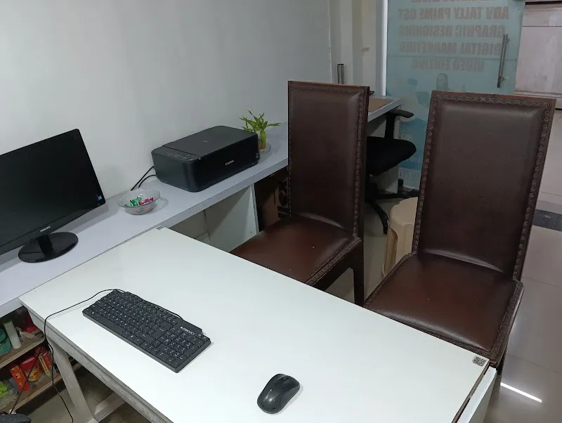 Heena’s Studio | Best & Affordable Podcast Studio in Mumbai for Rent | YouTube, Speech & Video Shoots