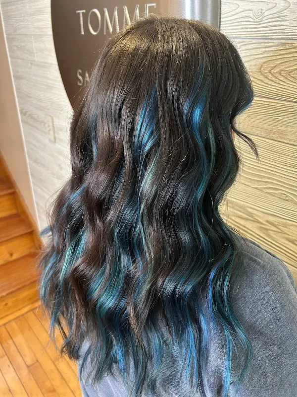 Jessie Tomme' Salon