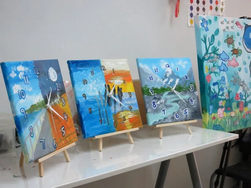 Show & Tell Studios