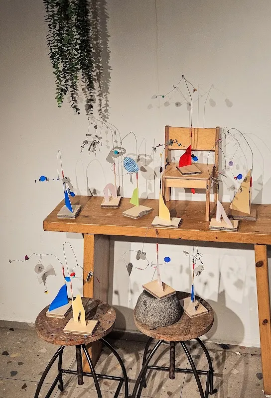 Show & Tell Studios