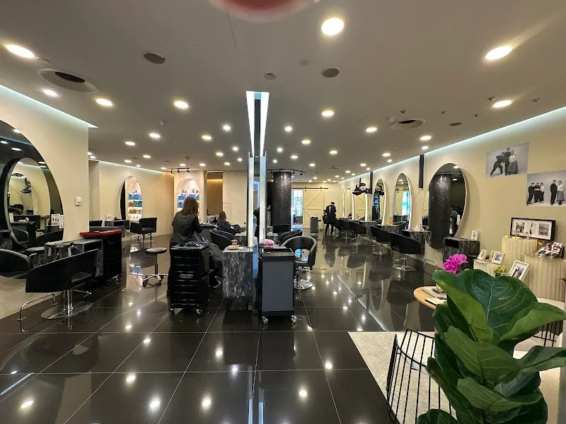 The Moments Hair Salon