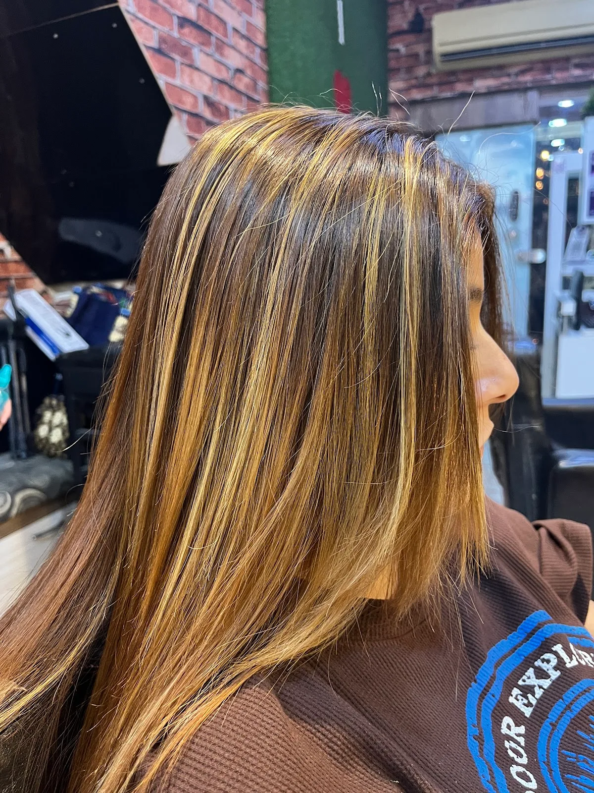 Unique Hair and beauty Salon By Ganesh