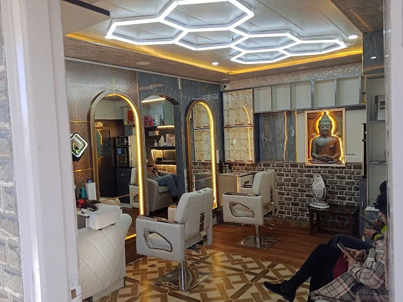 REFLECTION HAIR & BEAUTY SALON