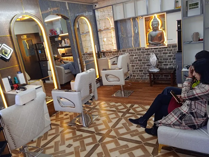 REFLECTION HAIR & BEAUTY SALON