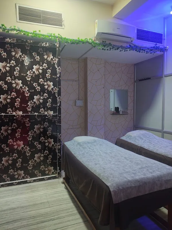 Nicolee Spa Massage Nearby Raja Park