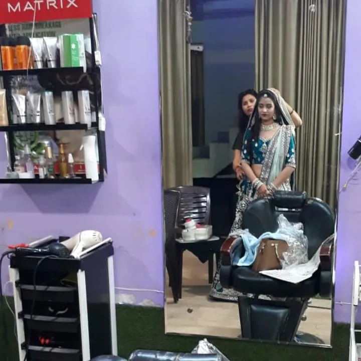 MEENA'S BEAUTY UNISEX SALON