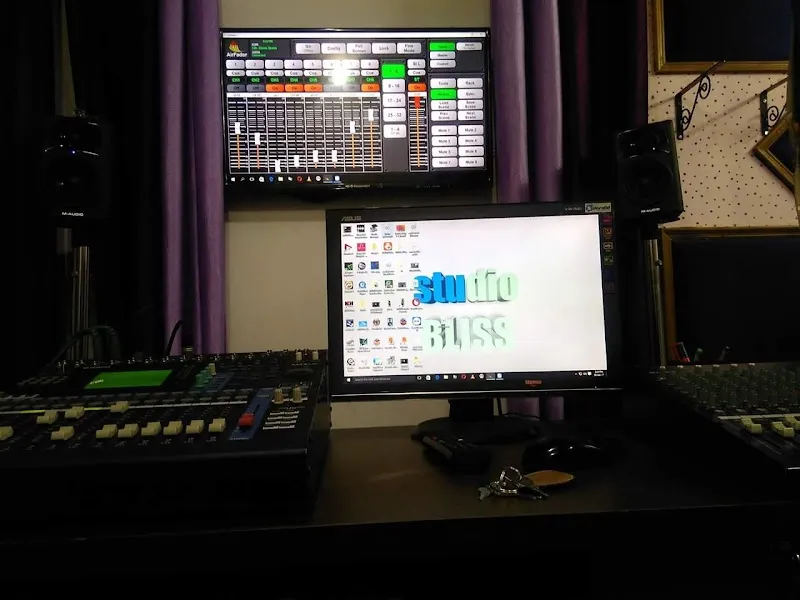 Studio Bliss