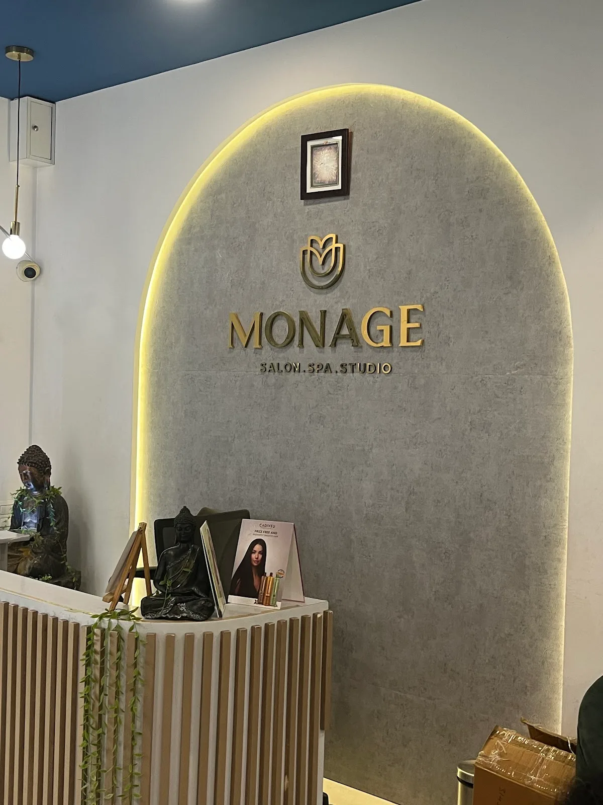 Monage Salon - Best Professional Beauty Parlour & Salon