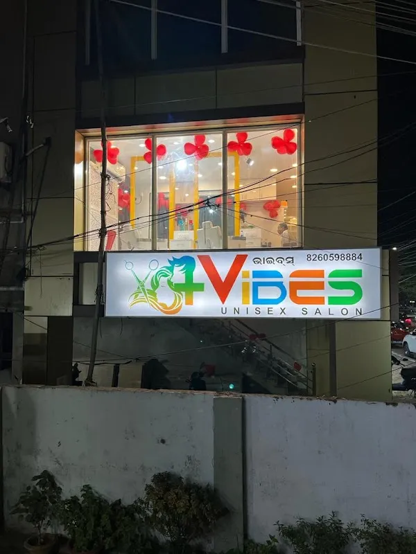 Positive Vibes Unisex Salon