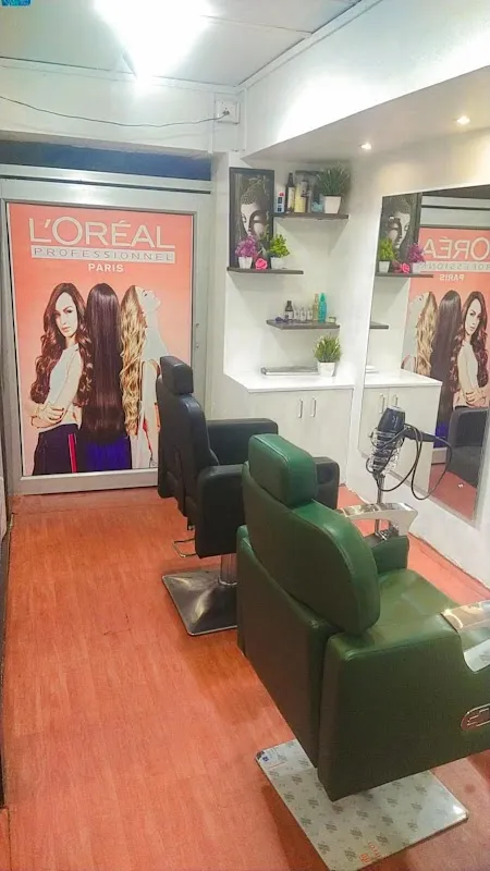 Rootz Unisex Salon