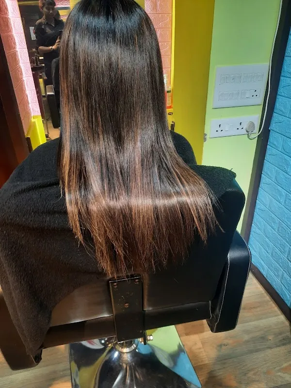 Rootz Unisex Salon