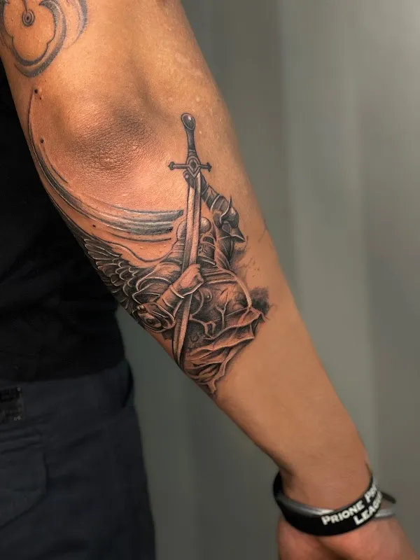 TATTOO ADDICT SWAROOP NAGAR - Tattoo Shop In Kanpur | Tattoo Artist In Kanpur | Tattoo Renewal In Kanpur