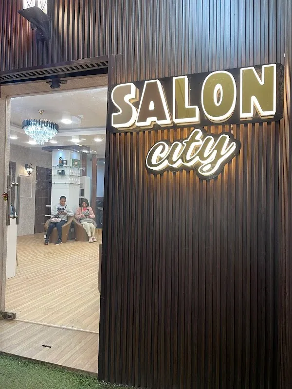 Salon City