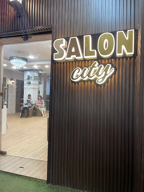Salon City