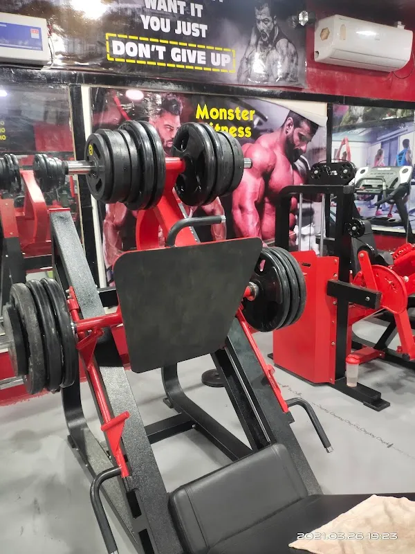 MONSTER FITNESS