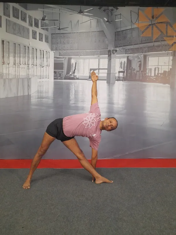 Fitness Healthy Life Yoga Studio