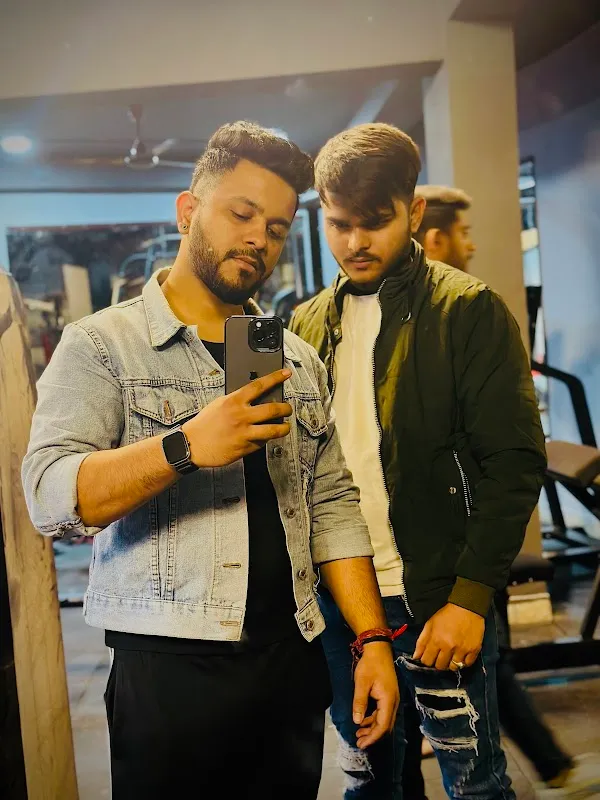 AR Fitness Unisex Gym