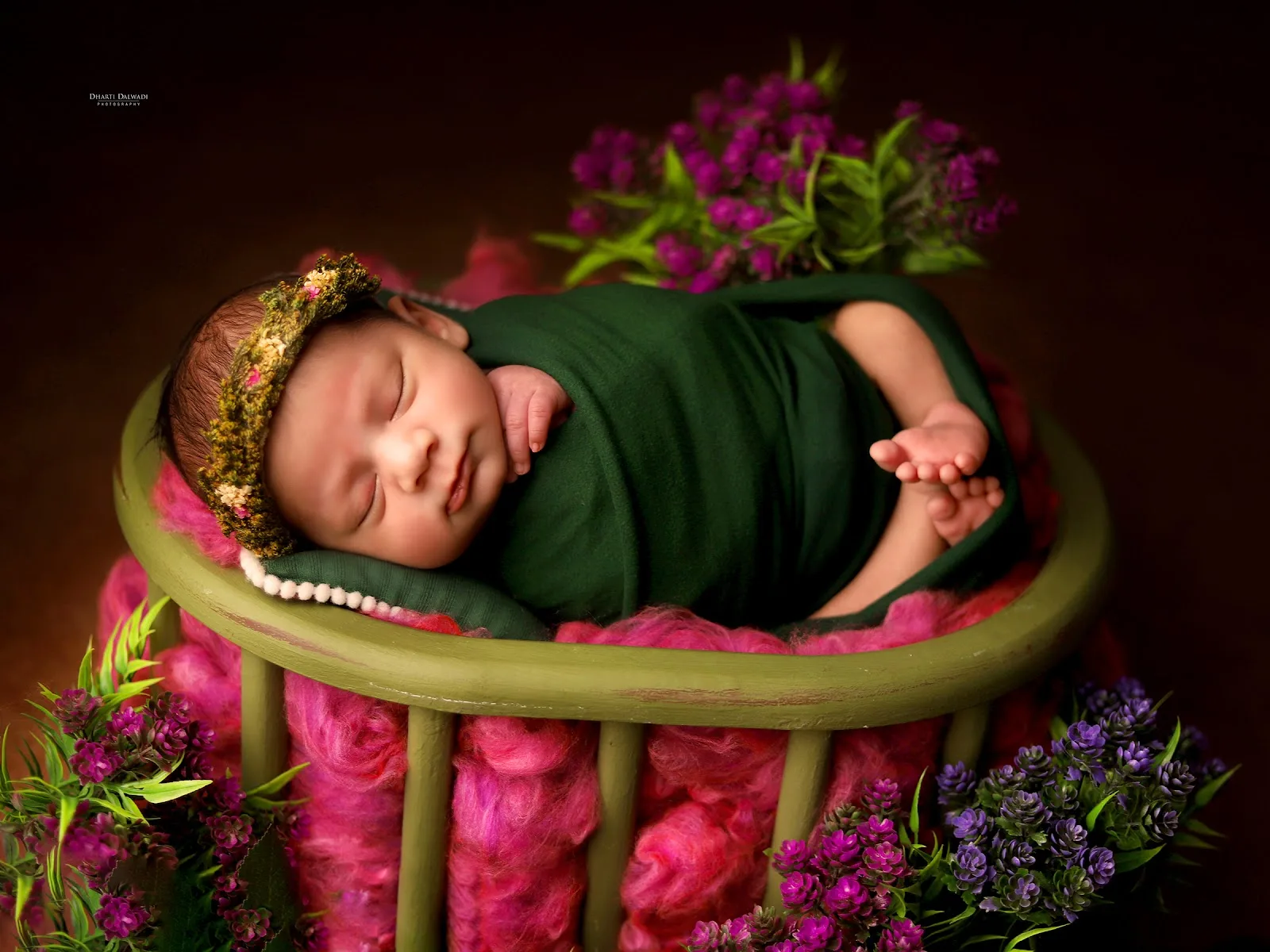 Dharti Dalwadi Photography - New born photography | Maternity photography | Baby photography in Vadodara