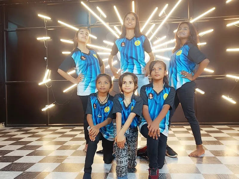 Shri One Dance School