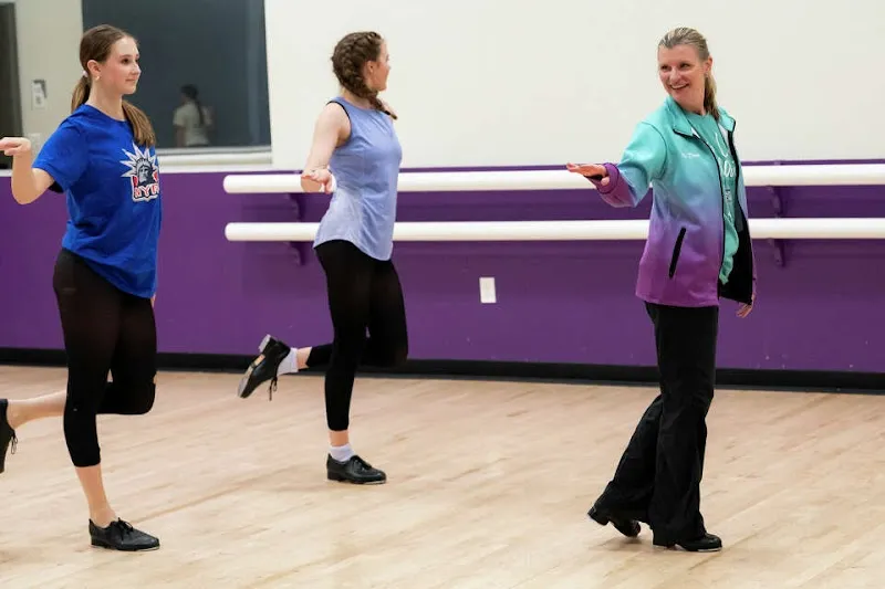 Earle Cobb Dance Studio Inc