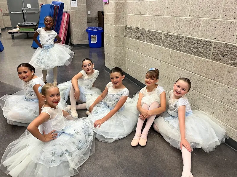 Earle Cobb Dance Studio Inc