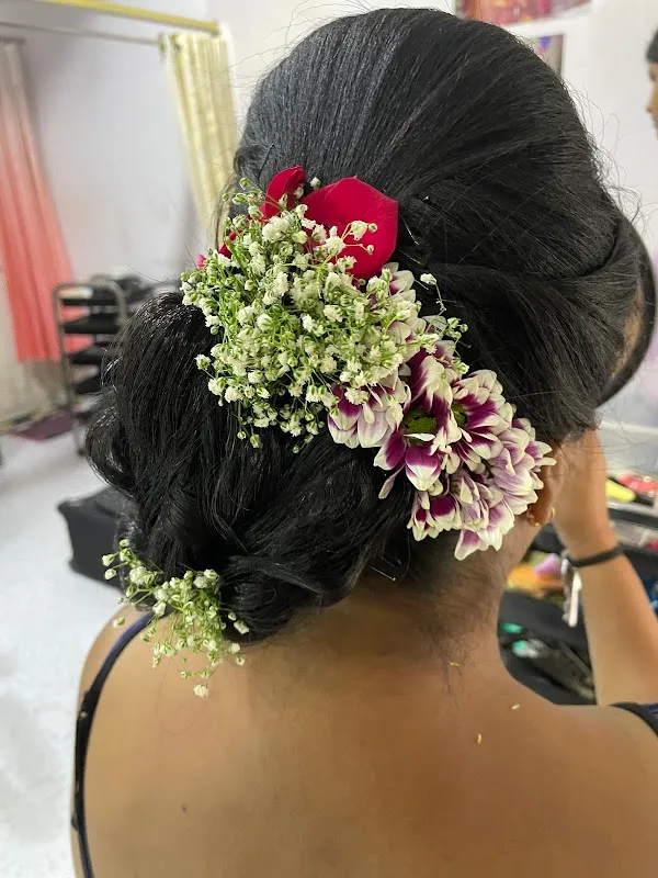 Miracle hair and Beauty salon